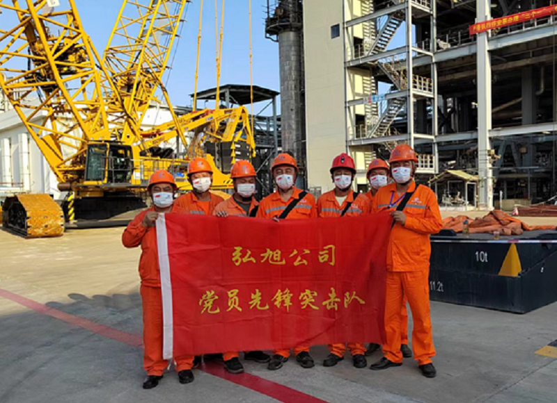 設(shè)備裝置換“心”的“手術(shù)師” --瀘天化弘旭公司海天化檢修工作側(cè)記(圖3) 設(shè)備裝置換“心”的“手術(shù)師” --瀘天化弘旭公司海天化檢修工作側(cè)記(圖3)