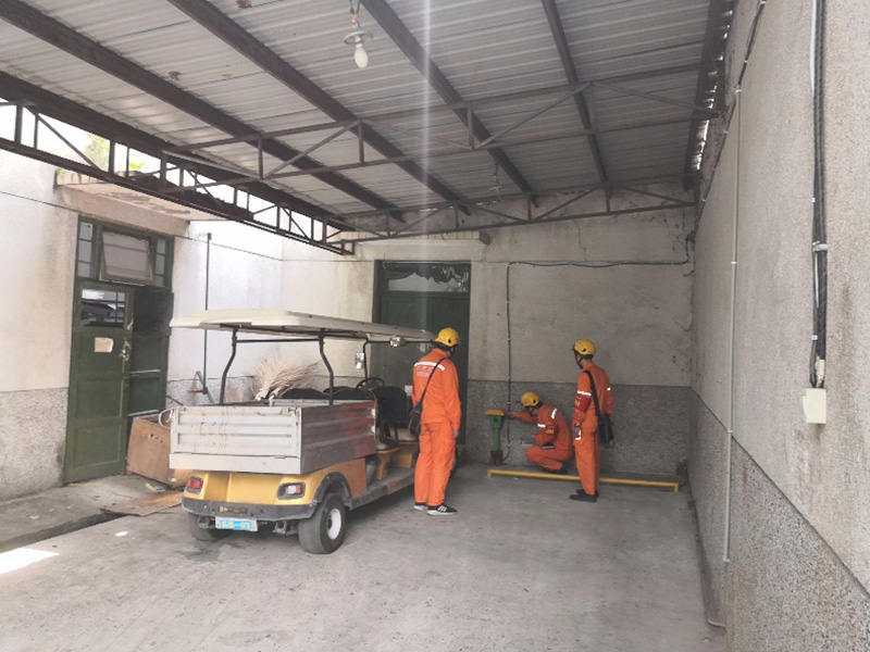 弘旭公司開展電動車隱患排查(圖2) 弘旭公司開展電動車隱患排查(圖2)