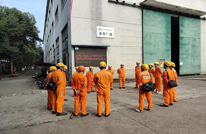 弘旭公司開展端午節(jié)前安全生產(chǎn)大檢查(圖1) 弘旭公司開展端午節(jié)前安全生產(chǎn)大檢查(圖1)