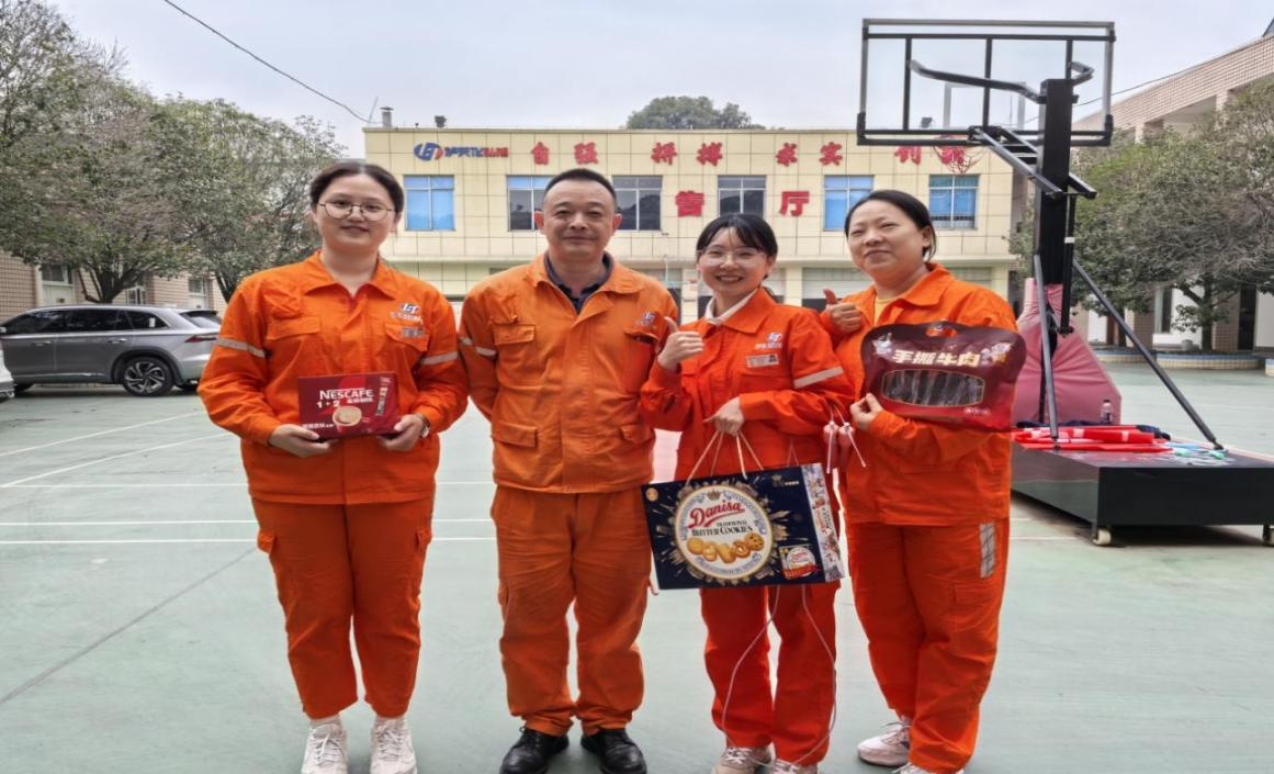 光芒四射，繩彩飛揚 ——弘旭公司工會開展秋季跳繩活動(圖2)