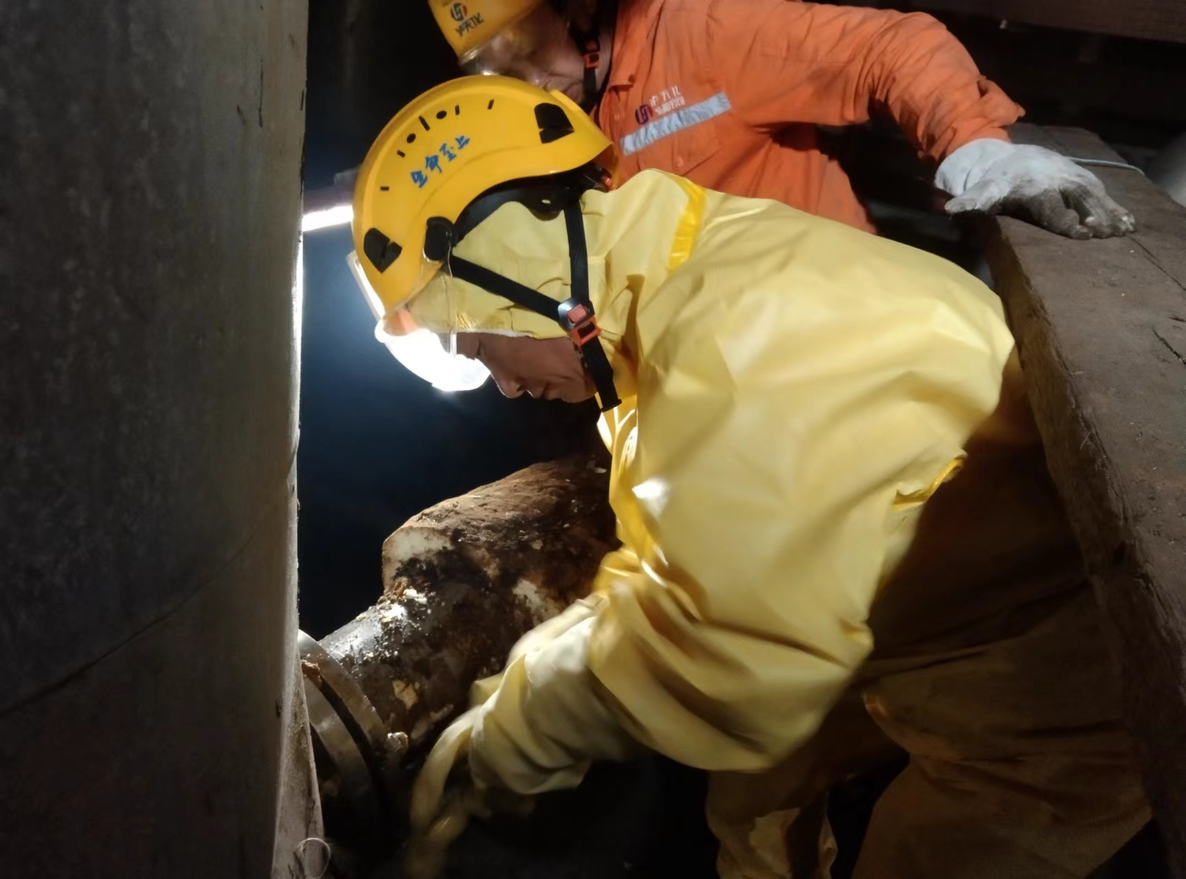 全力以赴搞建設(shè) 方圓之間顯擔(dān)當(dāng)(圖2) 全力以赴搞建設(shè) 方圓之間顯擔(dān)當(dāng)(圖2)