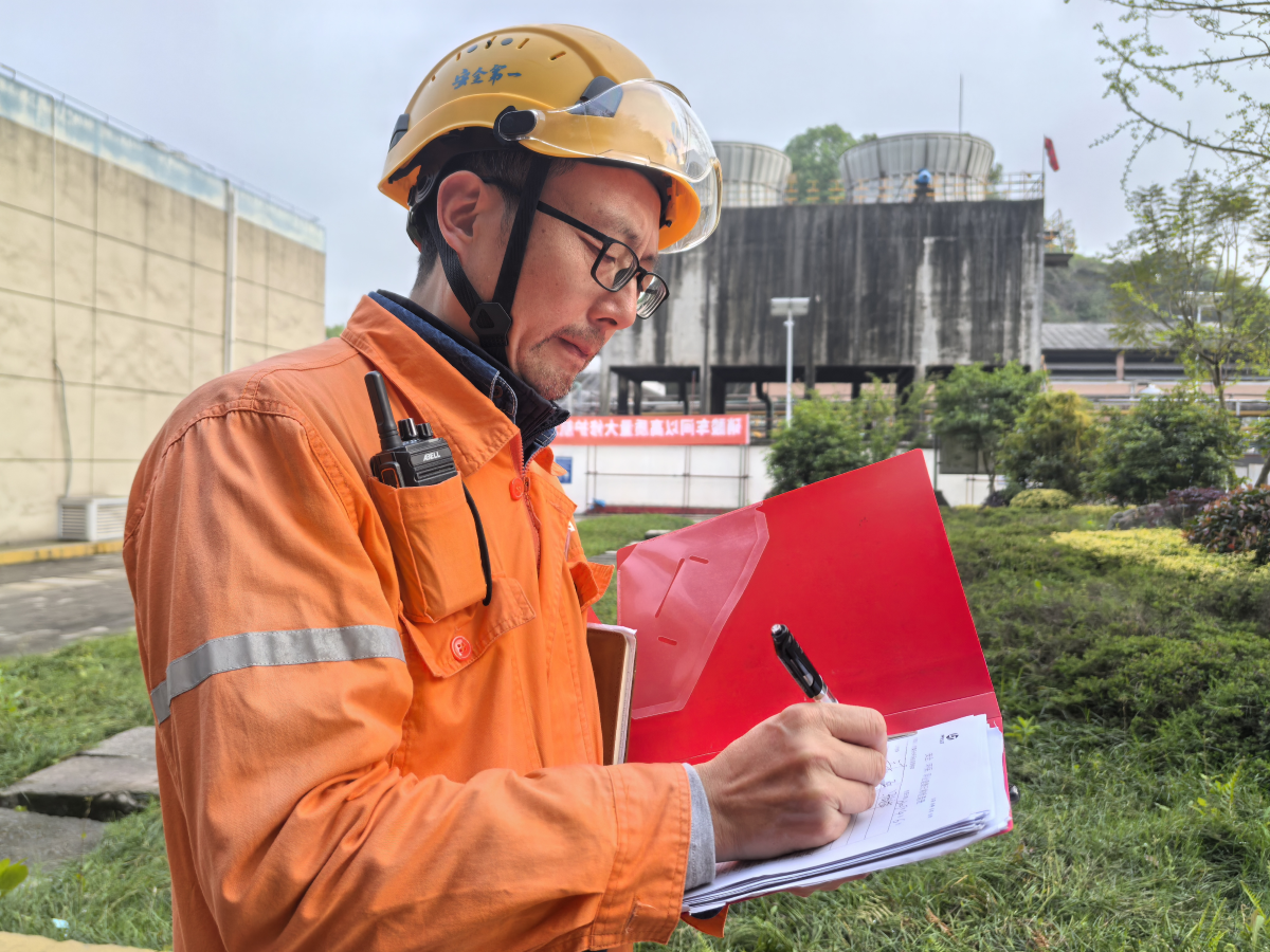 全力以赴搞建設(shè) 方圓之間顯擔(dān)當(dāng)(圖6) 全力以赴搞建設(shè) 方圓之間顯擔(dān)當(dāng)(圖6)