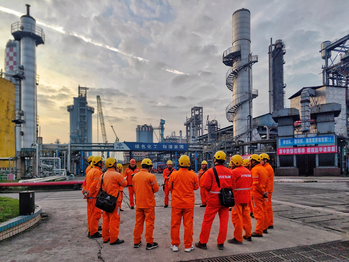 星光奮進(jìn)路 方圓紅旗耀 ——弘旭公司十二月攻堅紀(jì)實(圖1)