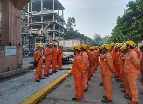 弘旭將士不畏難，上下一心戰(zhàn)“暑”關